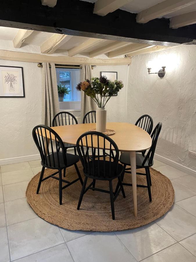 Canalside Cottage In The Heart Of Llangollen. المظهر الخارجي الصورة