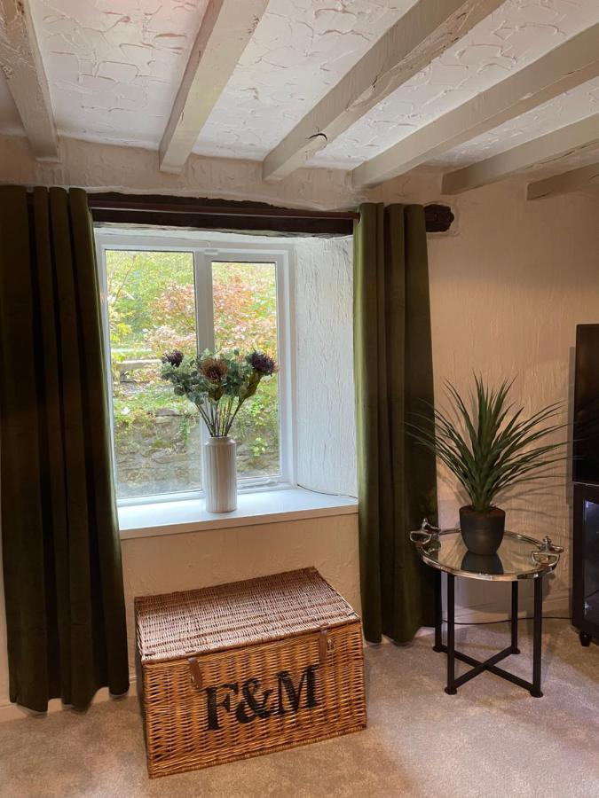 Canalside Cottage In The Heart Of Llangollen. المظهر الخارجي الصورة